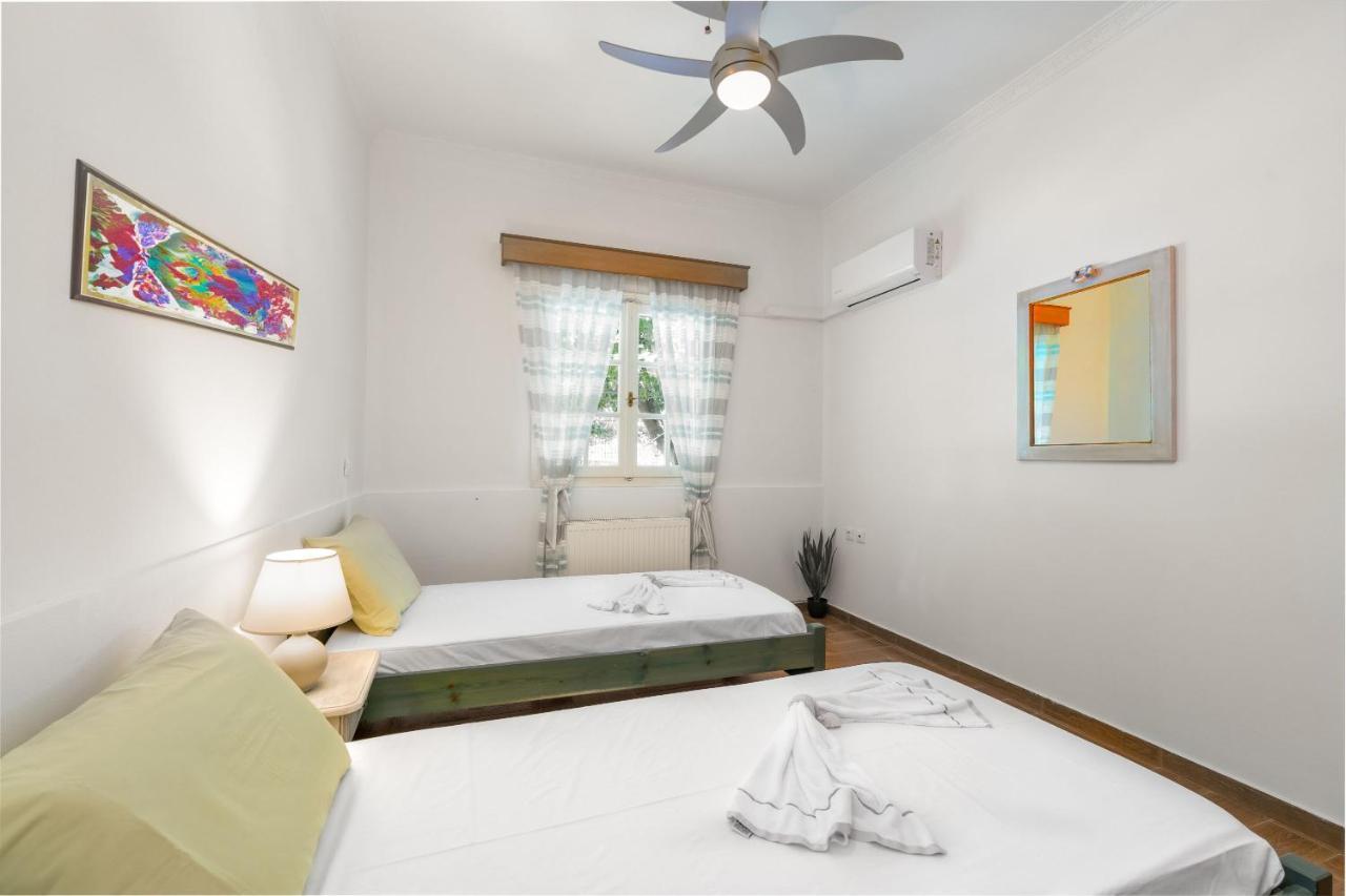 St. Harry'S Windmill Apartment Makris Gialos  Exterior foto